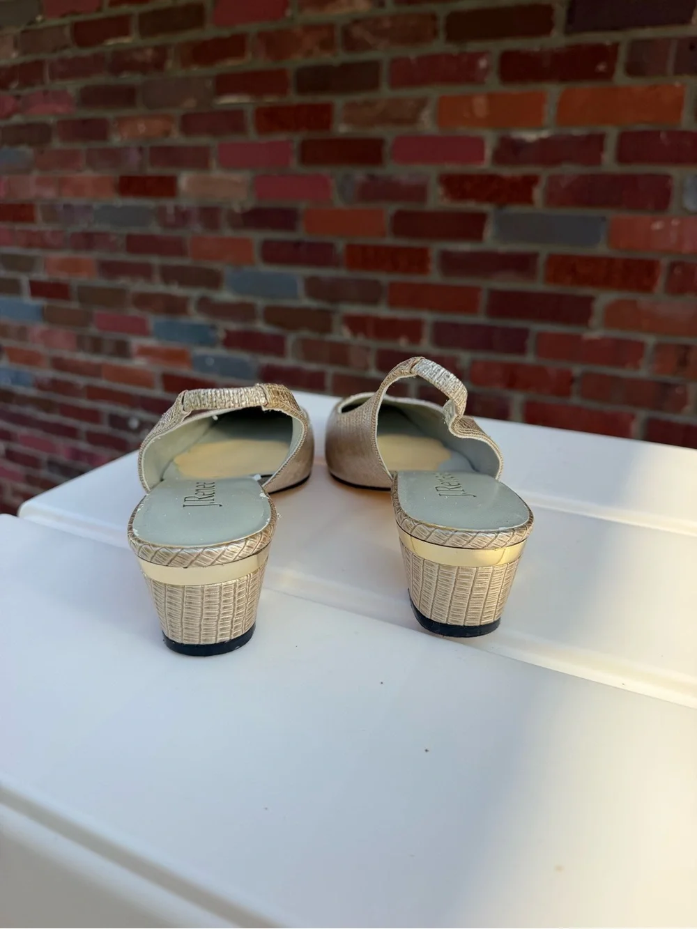 Vintage J.Reneé Metallic Silver Textured Slingback Sandals